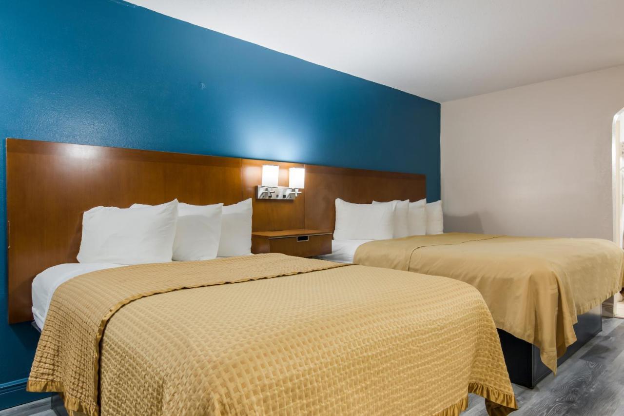 Quadruple Room - Non Smoking,1244504443:JPEG