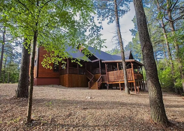 Pet Friendly hotel: Stone Mountain Lodge 5000Sqft 6 Bed Game Room Pool Table Hot Tub